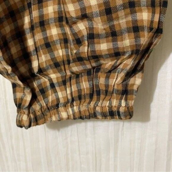 BP Dreamy · Junior 3X · Smocked Long Sleeve Crop · Plaid Tan-Black · Square Neck - Picture 5 of 14